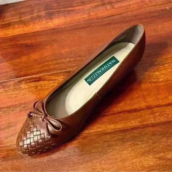 Naturalizer Vintage Women Size 8M Brown Leather Ballet With Bow Flat Small Heel - Picture 6 of 10